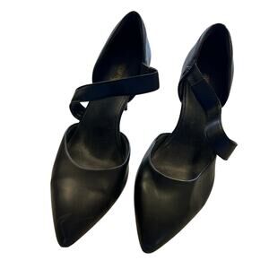 Dream Paris Black Pointed Toe Strappy Heals Size 8